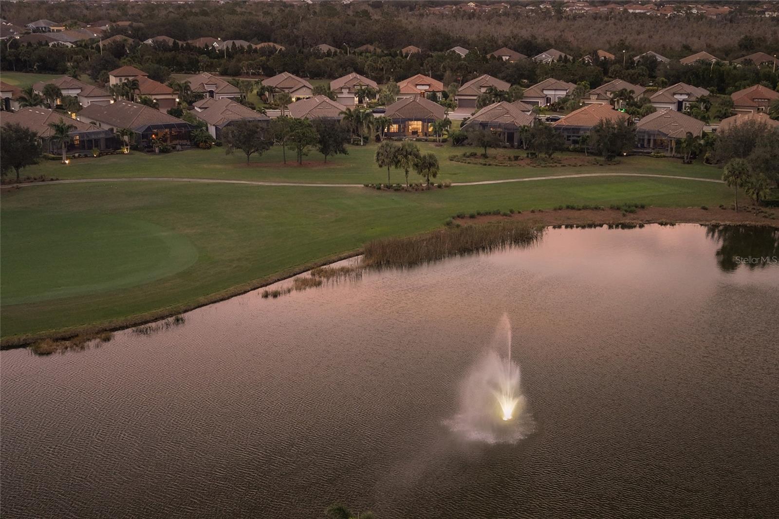 ESPLANADE - Residential