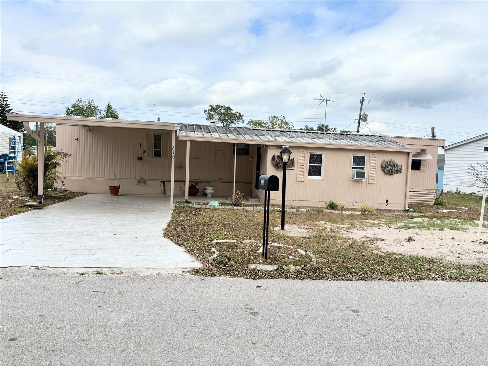 210 JANET LANE