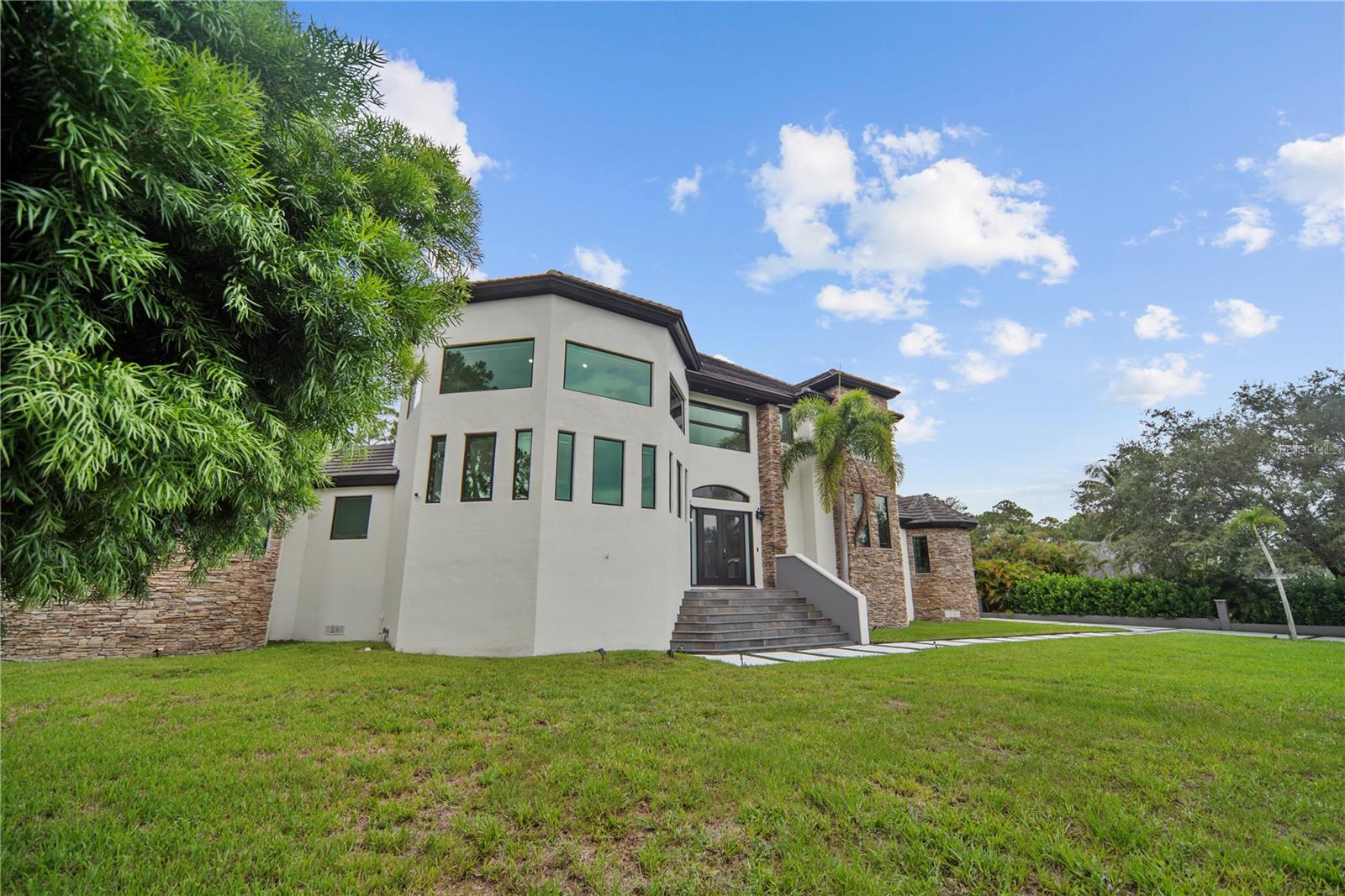 16189 ALEXANDER RUN, JUPITER, FL, 33478/$2,950,000 1 16189 ALEXANDER RUN