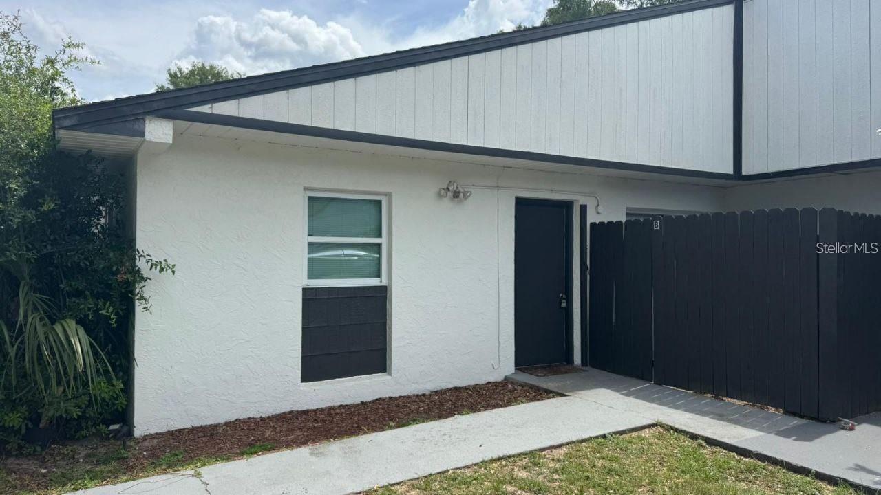 AMAZING 1 BED / 1 BATHROOM RENTAL. YOU HAVE GOT TO COME TO SEE IT TODAY.