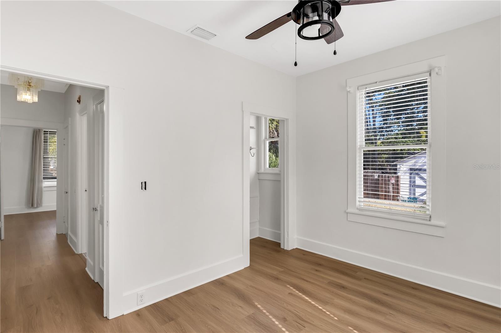 ROUSLYNN - Residential