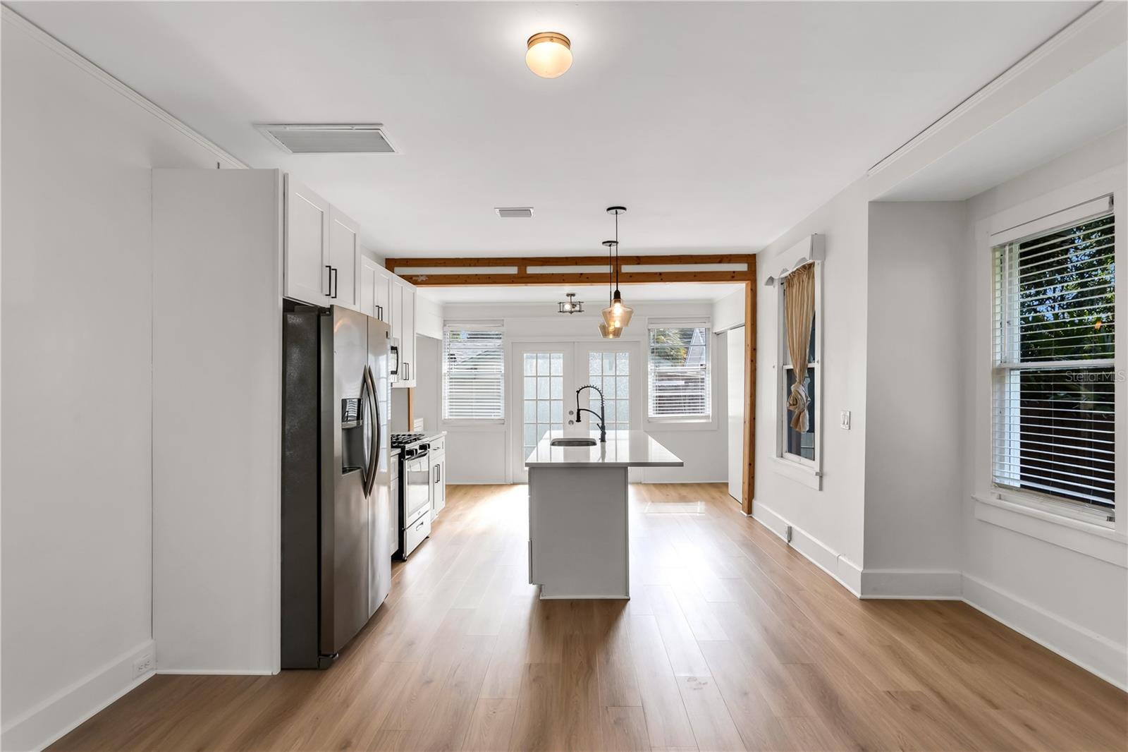 ROUSLYNN - Residential