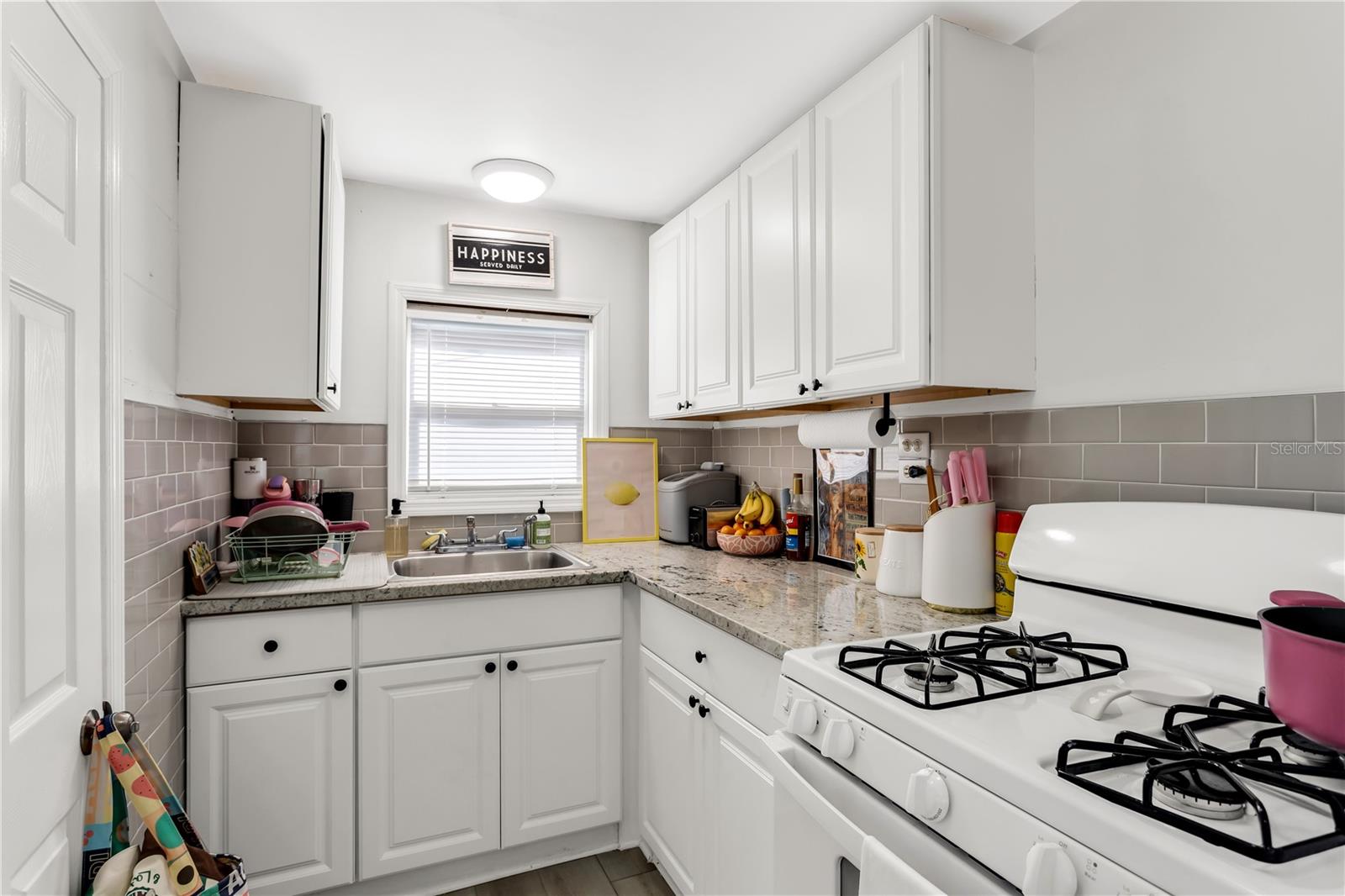 ROUSLYNN - Residential