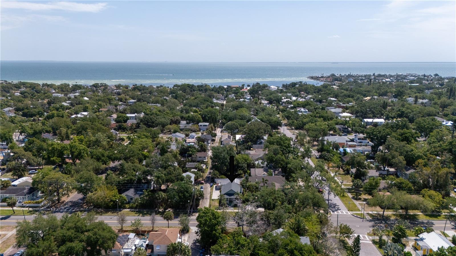 ROUSLYNN - Residential