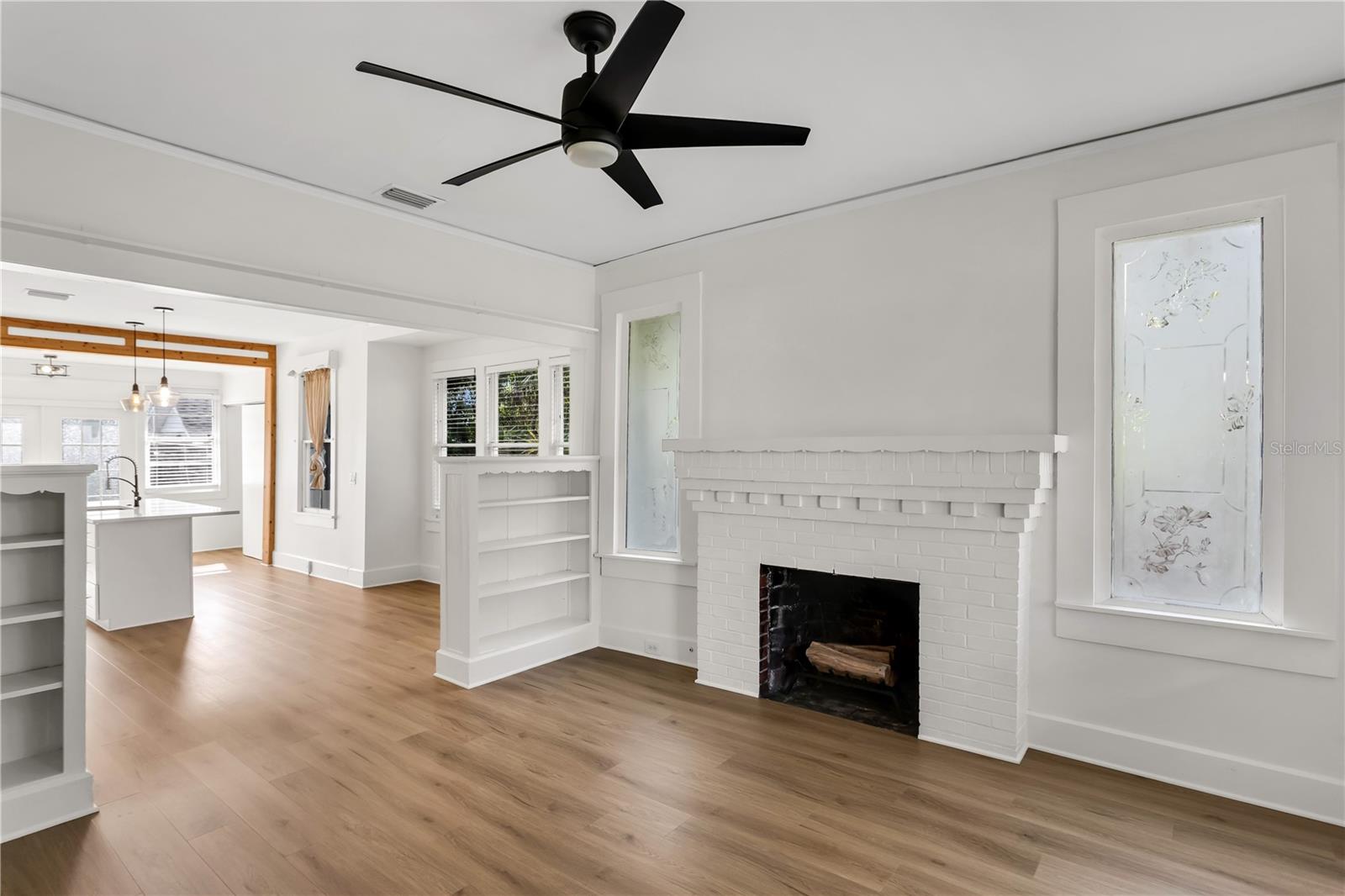 ROUSLYNN - Residential