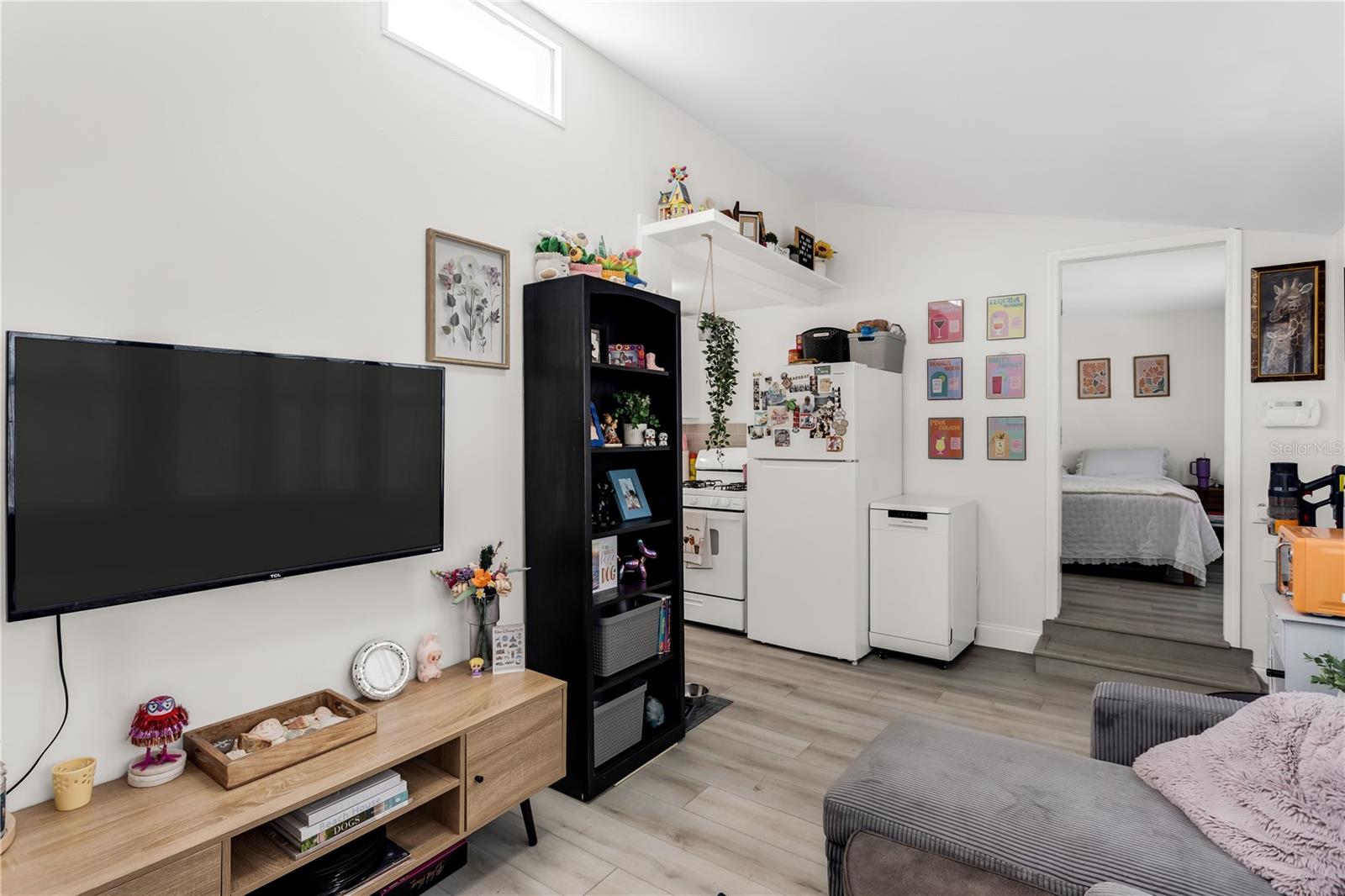 ROUSLYNN - Residential