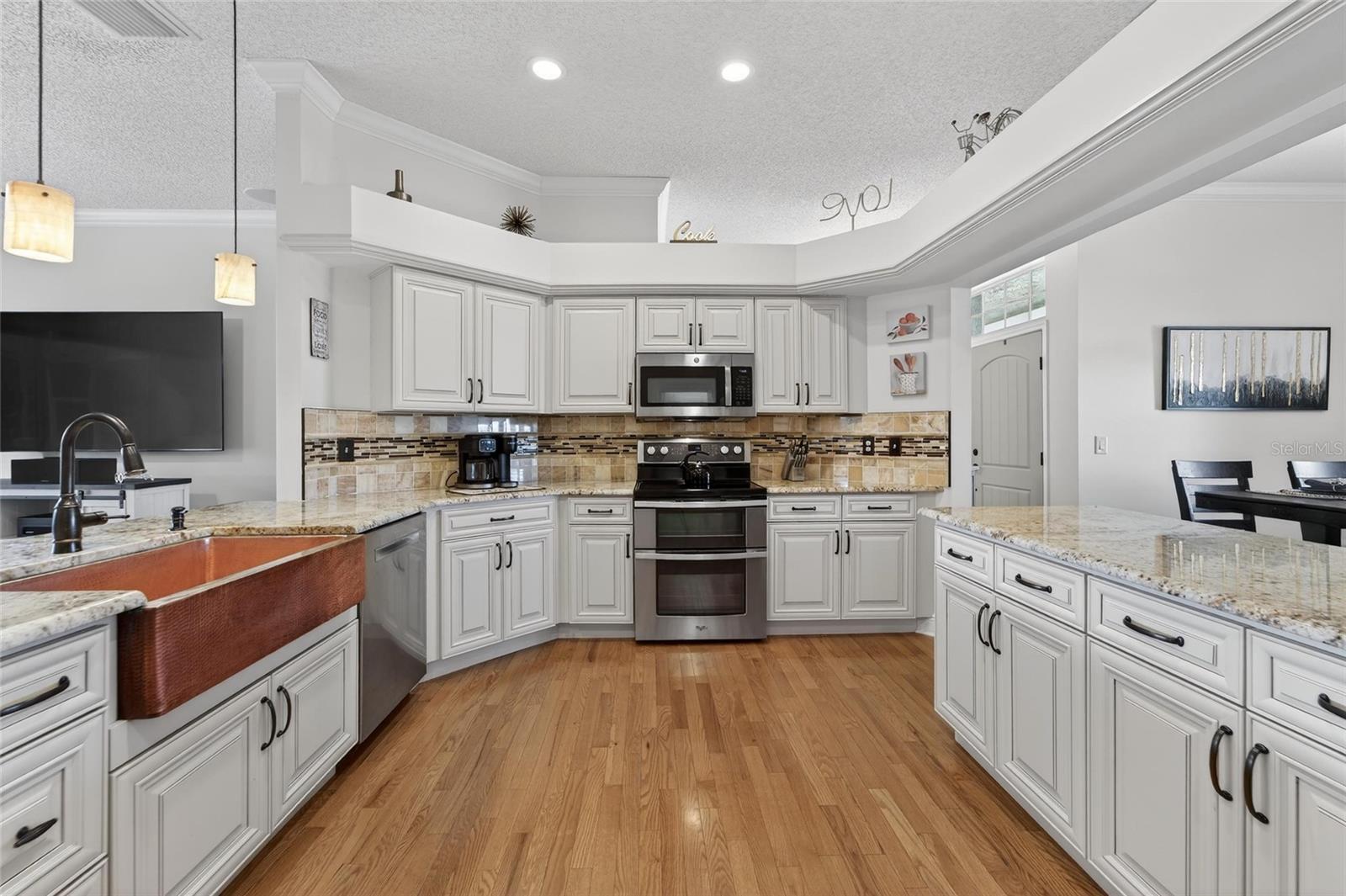 RIVER HILLS COUNTRY CLUB PH 03B - Residential