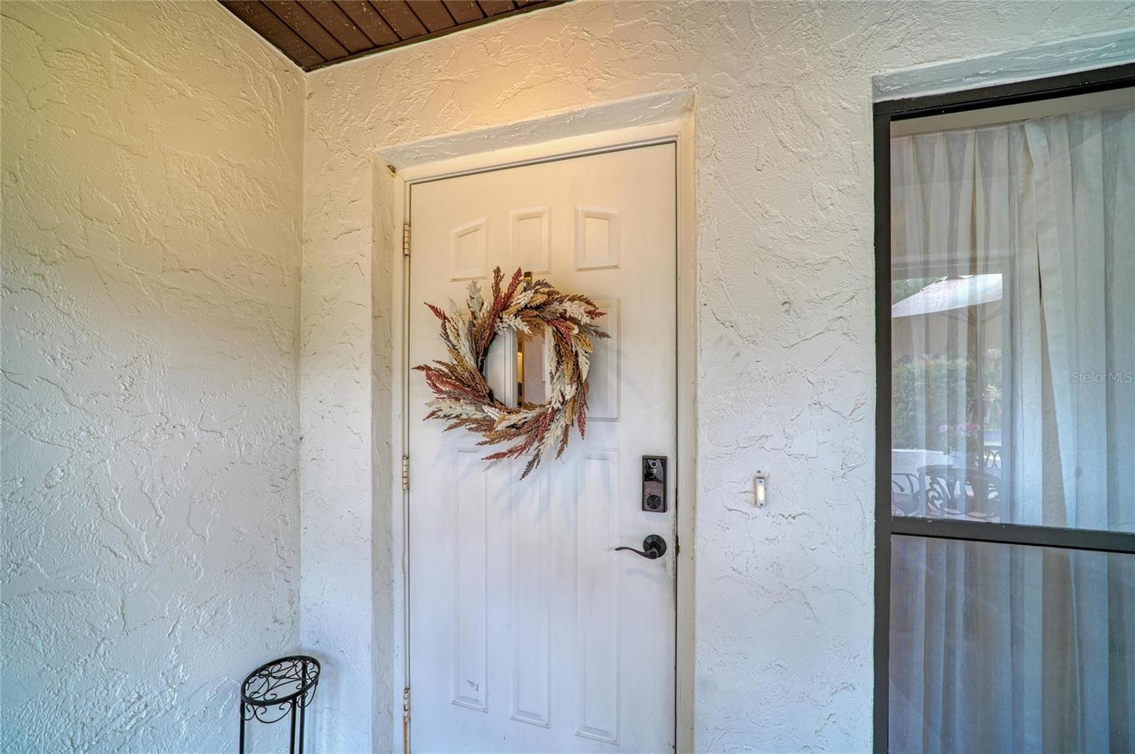 LAUREL HOLLOW - Residential