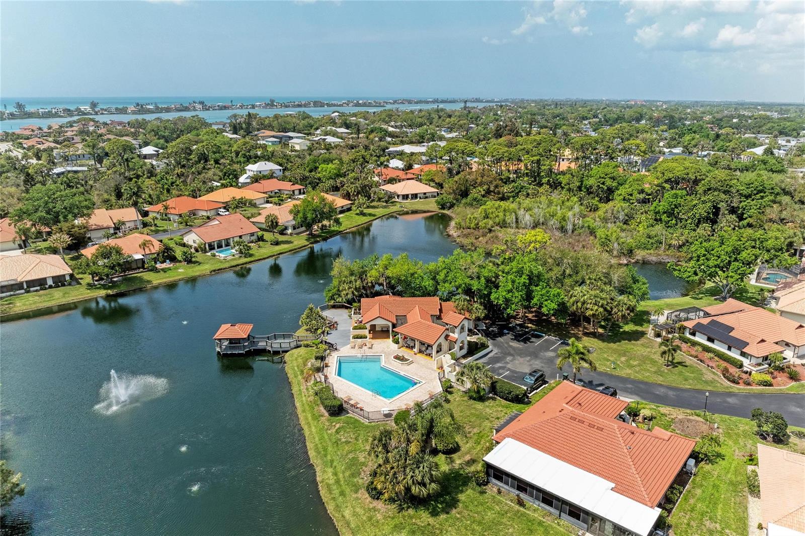 LAUREL HOLLOW - Residential