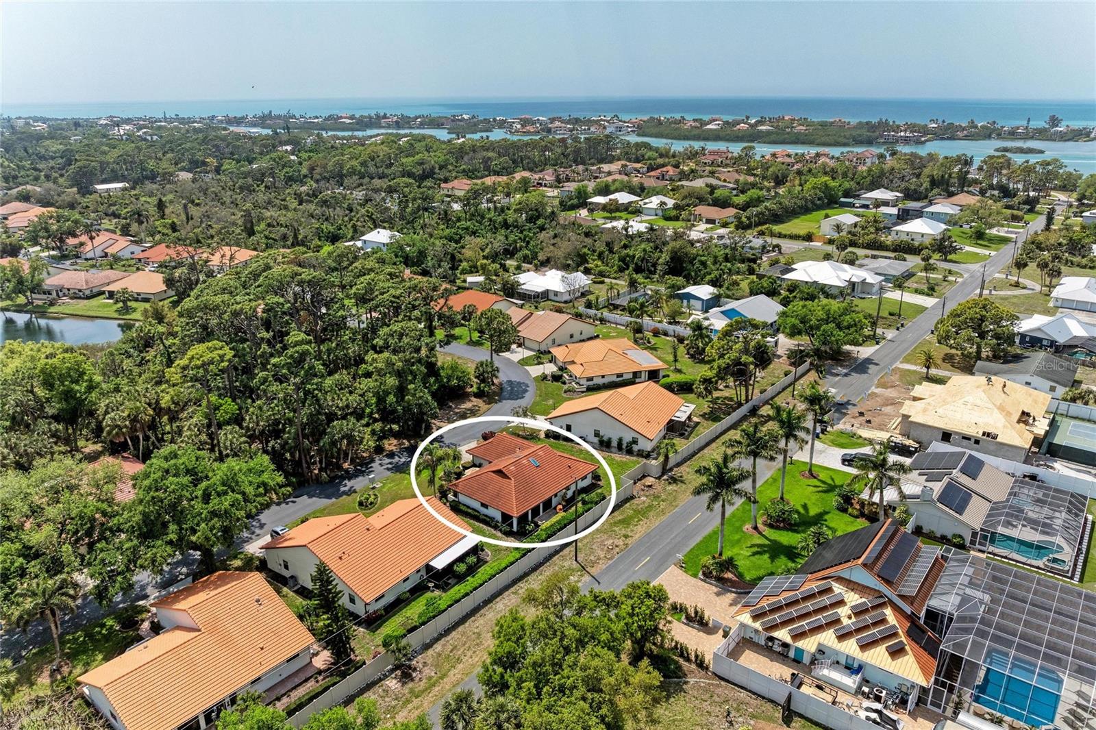 LAUREL HOLLOW - Residential