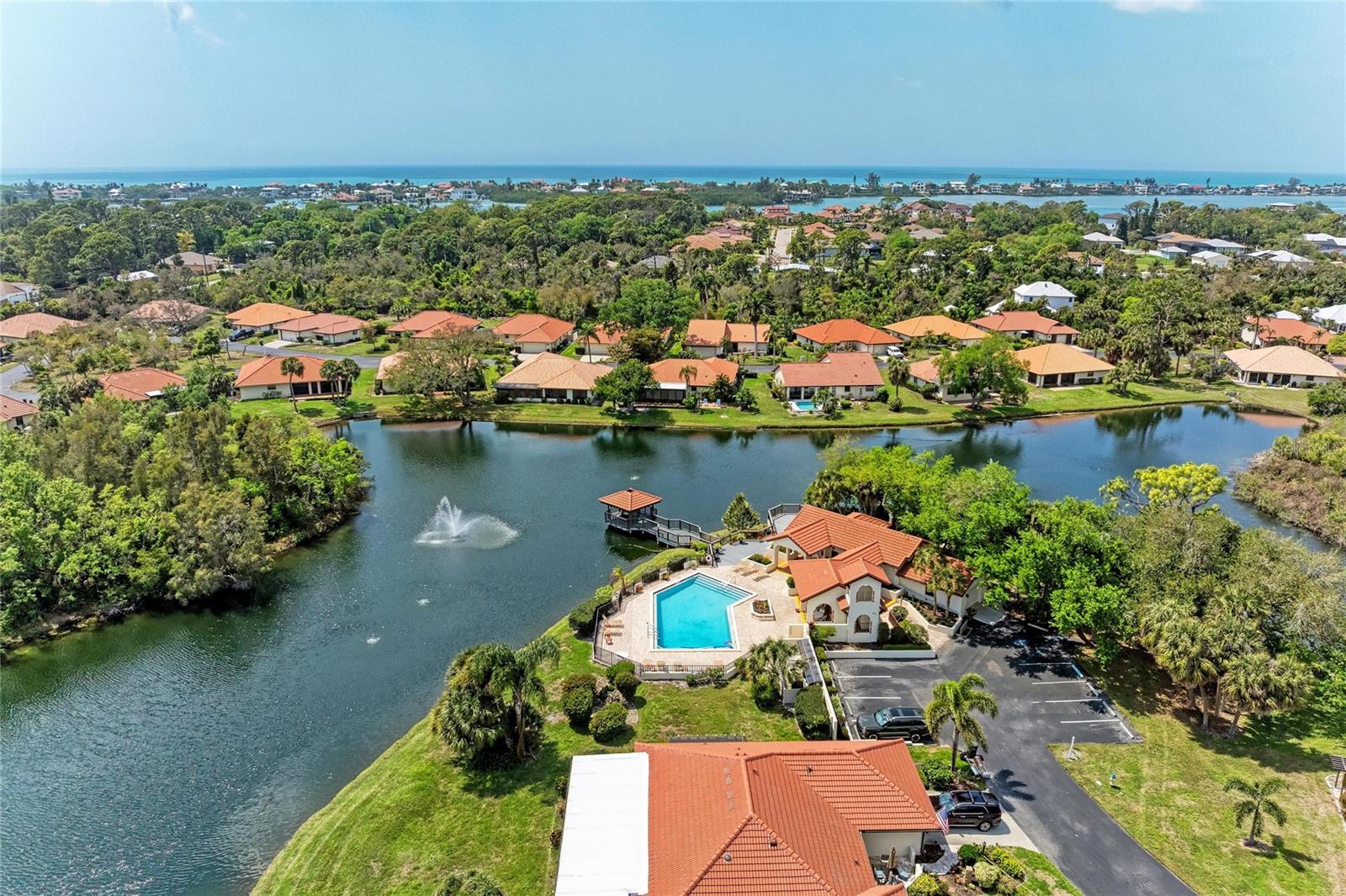 LAUREL HOLLOW - Residential