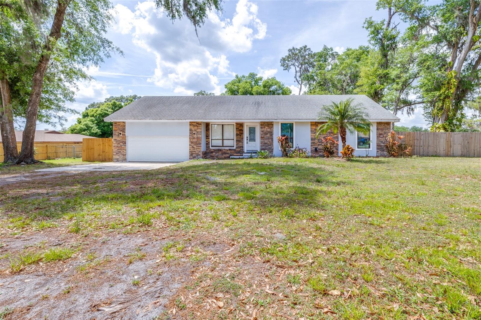 7220 PINEHAVEN DRIVE