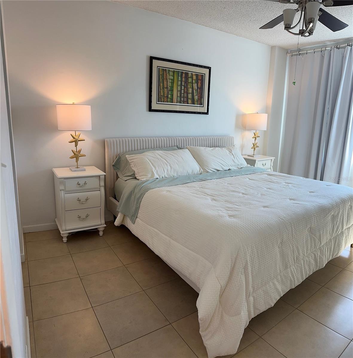 SANDPIPER TOWERS - Residential