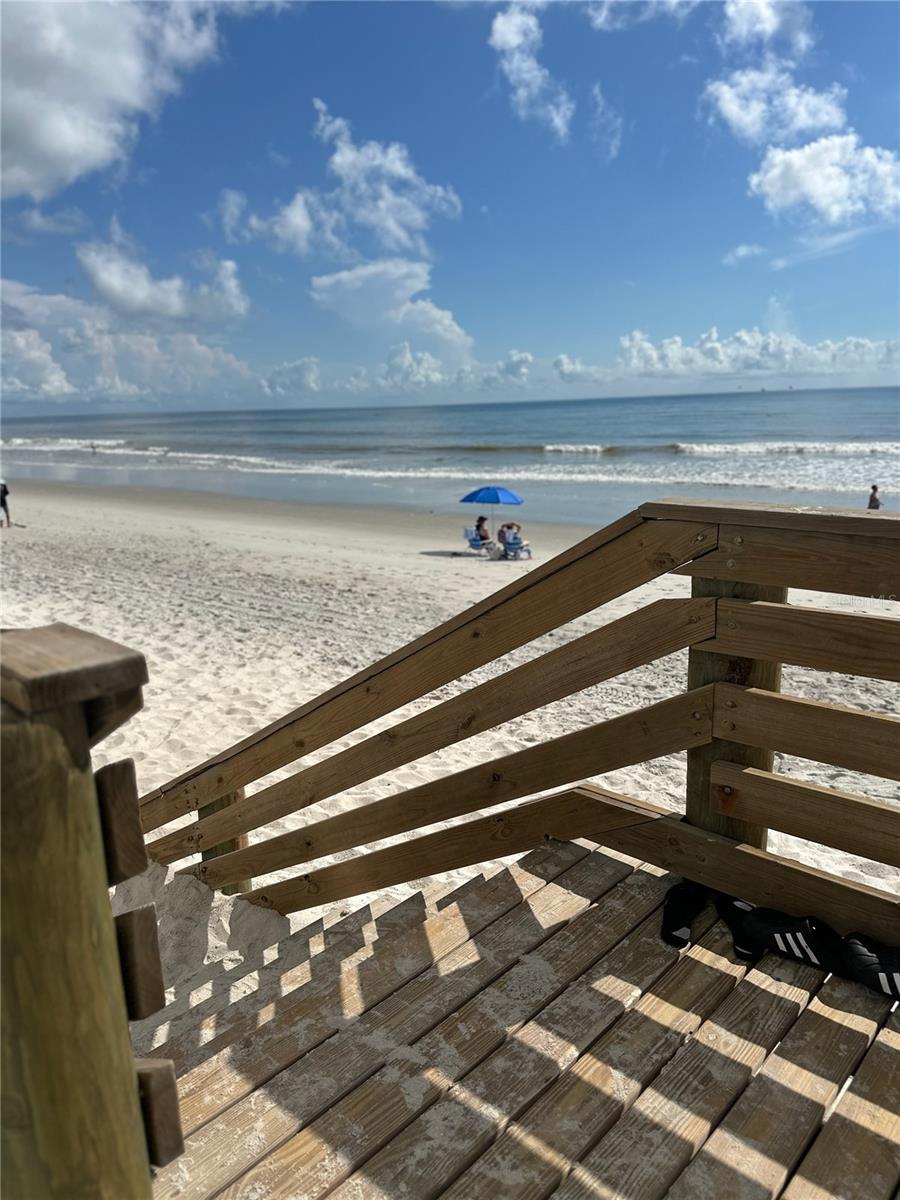 SANDPIPER TOWERS - Residential