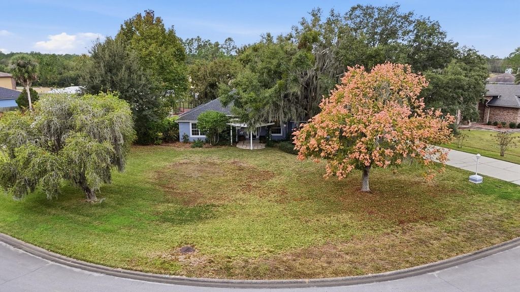 Photo of 241 Crystal Cove Drive, Palatka, FL 32177 (MLS # FC314523)