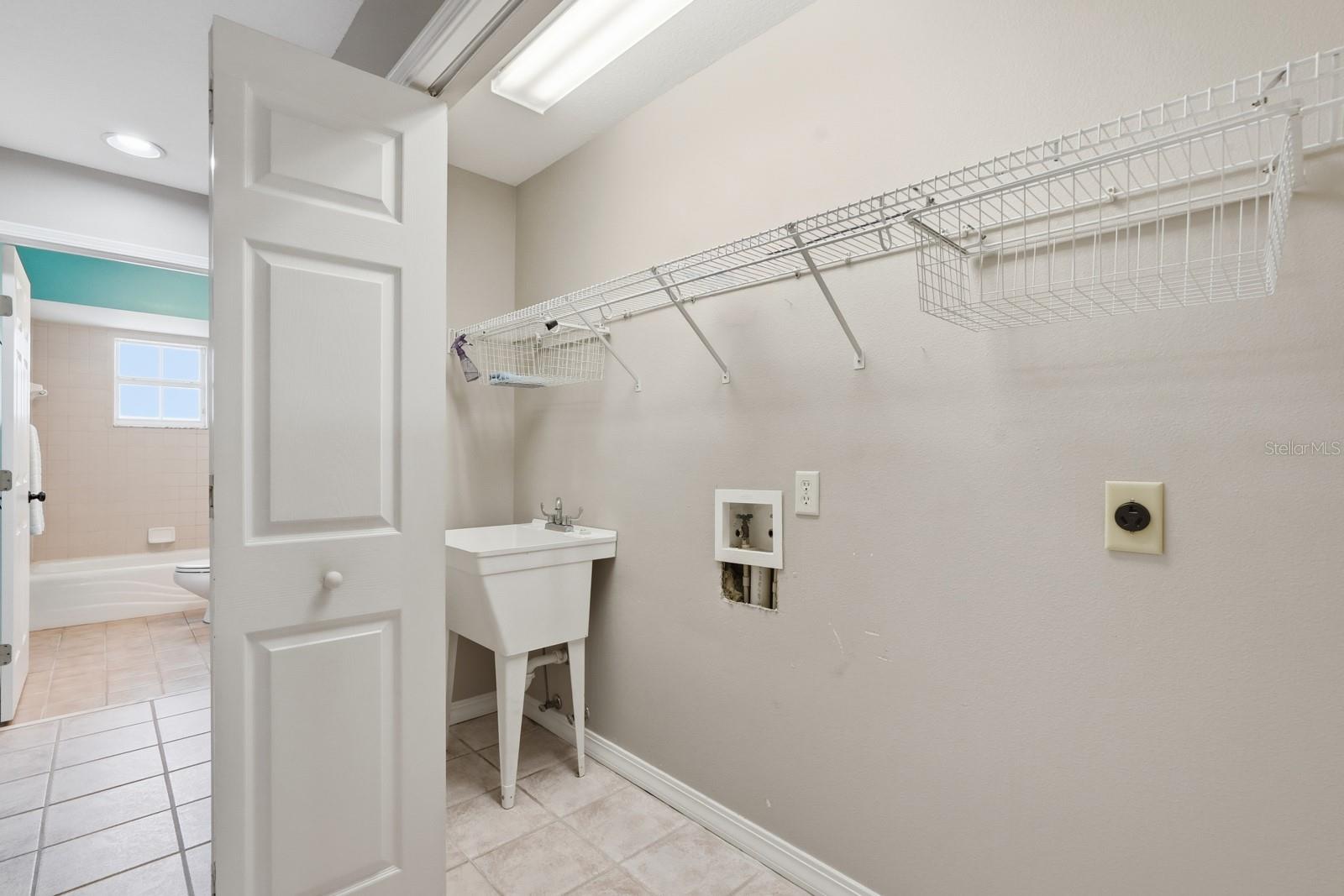 CRYSTAL COVE SUB - Residential