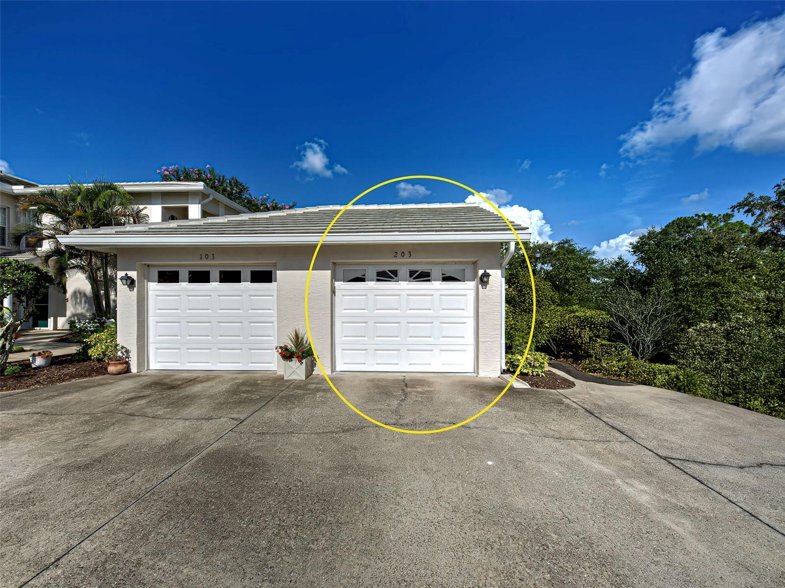 903 ADDINGTON COURT 203