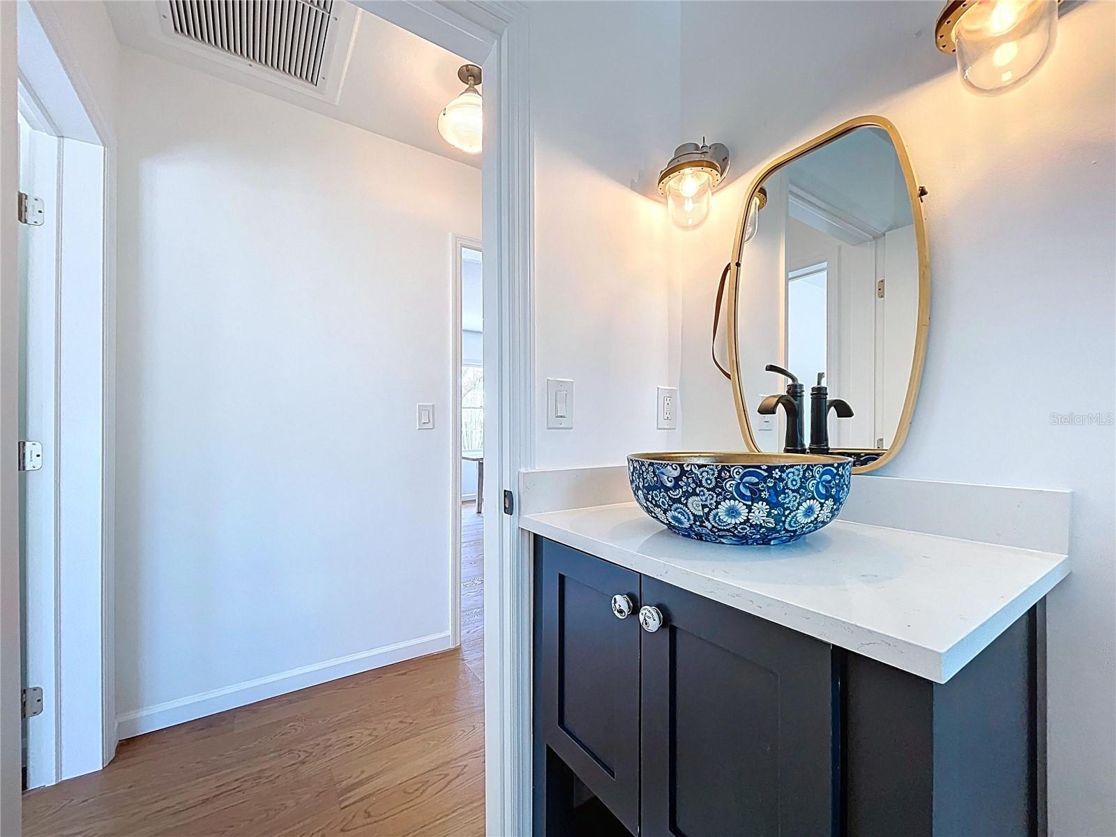 BAY ISLAND - Residential