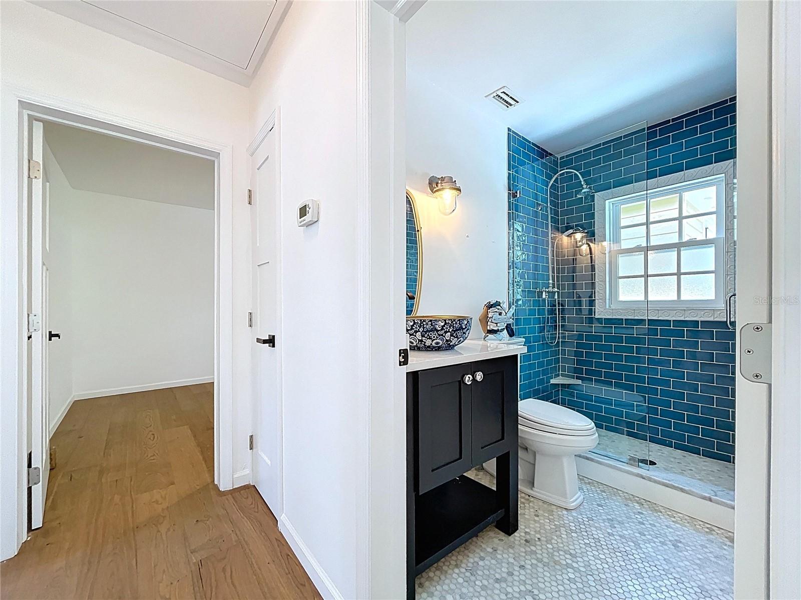 BAY ISLAND - Residential