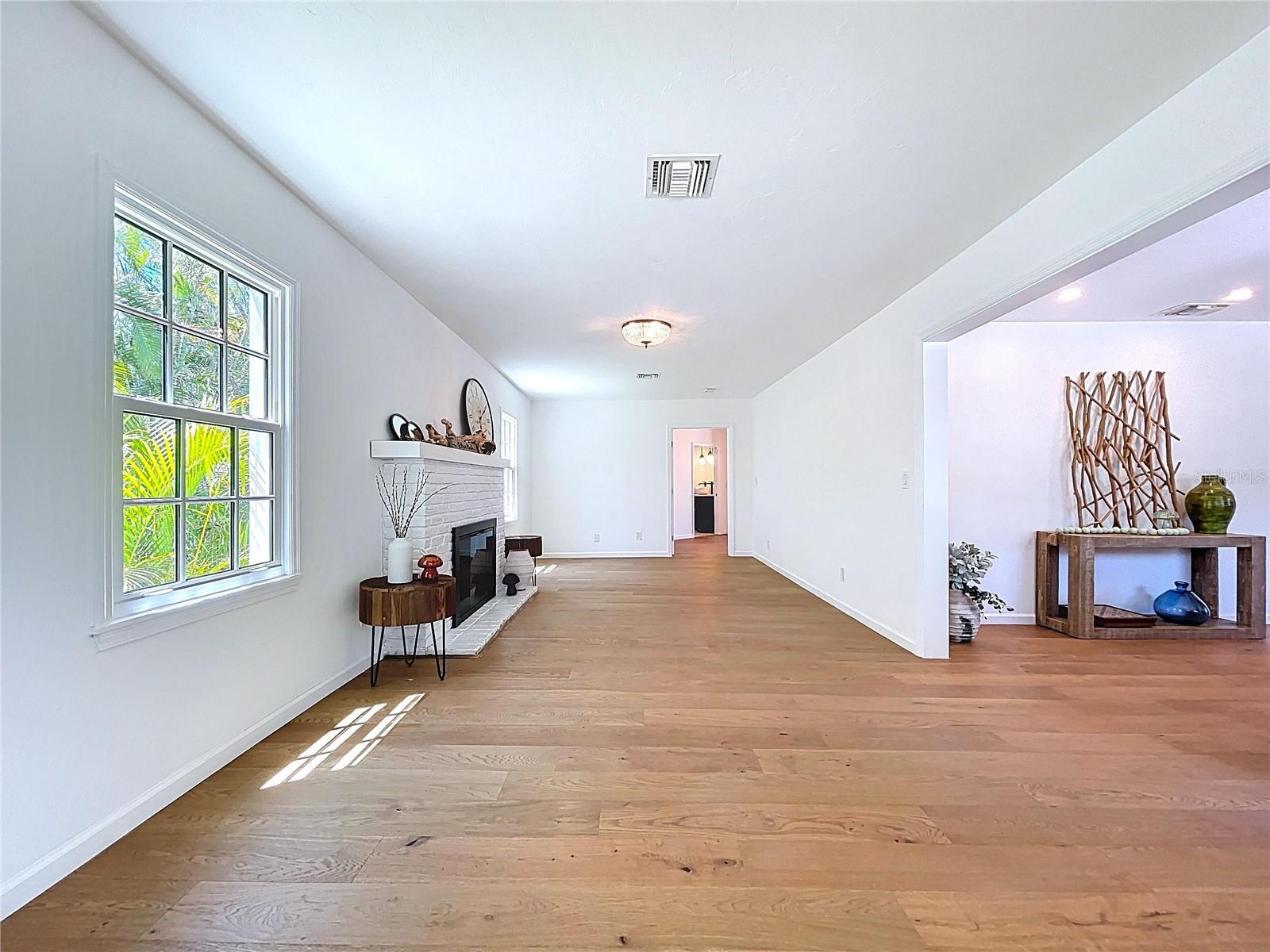 BAY ISLAND - Residential