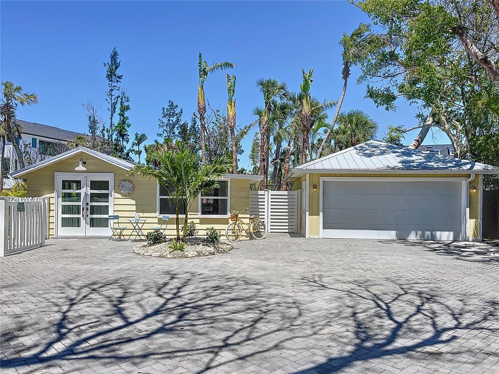 BAY ISLAND - Residential