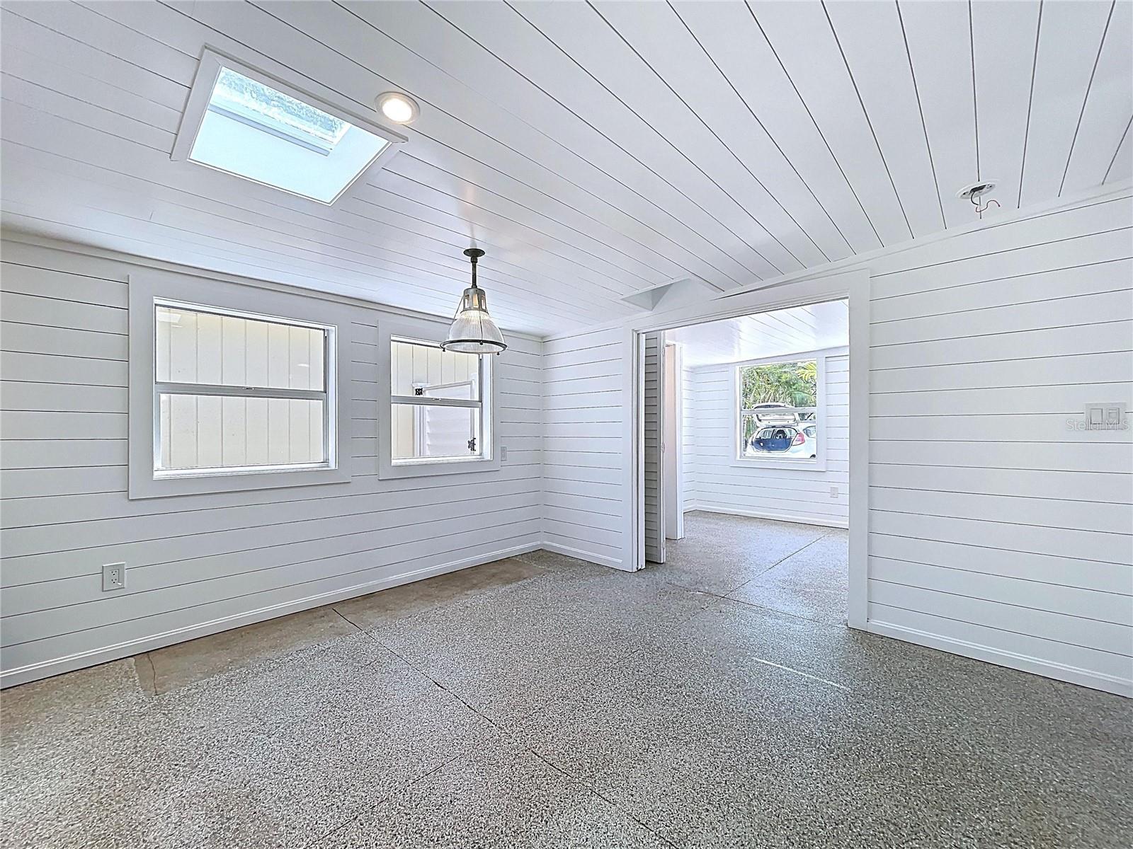 BAY ISLAND - Residential