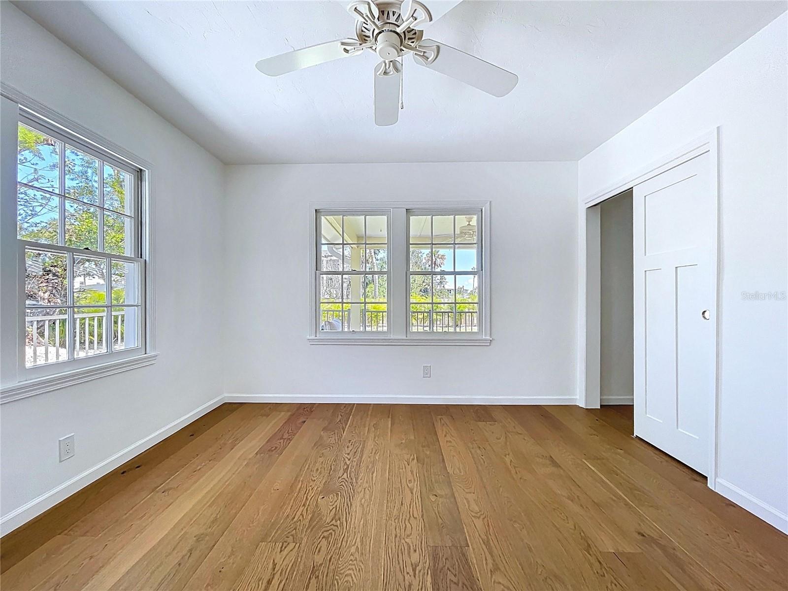 BAY ISLAND - Residential