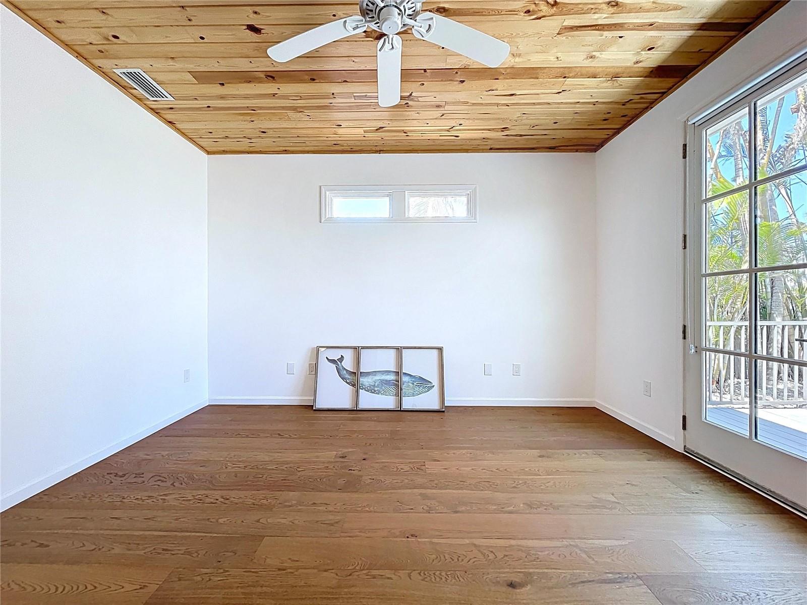 BAY ISLAND - Residential