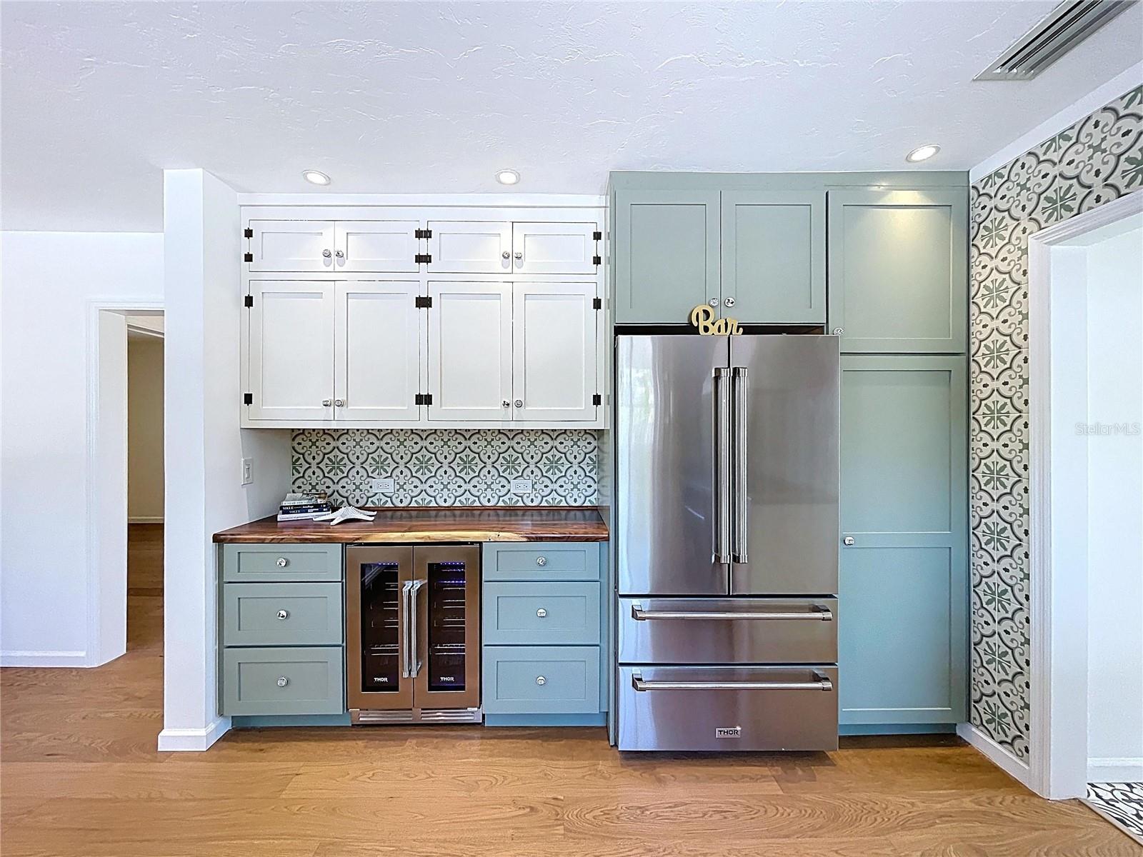 BAY ISLAND - Residential