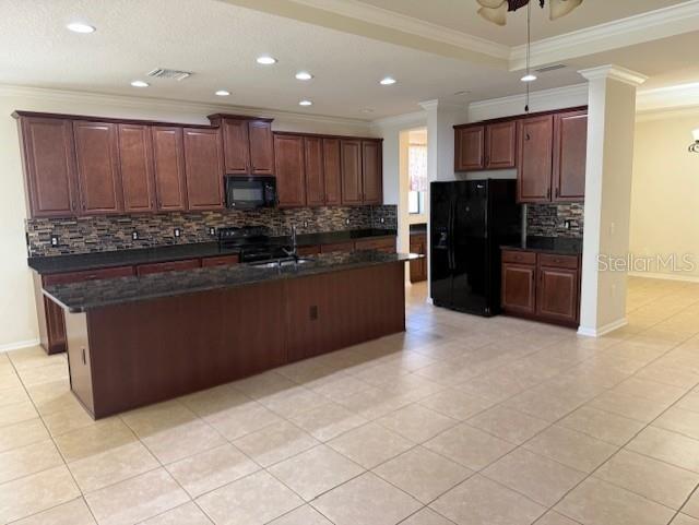 ASHTON PALMS - Residential Lease