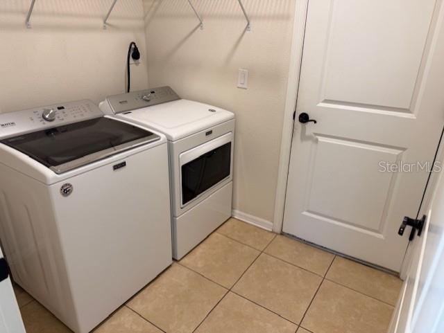 ASHTON PALMS - Residential Lease