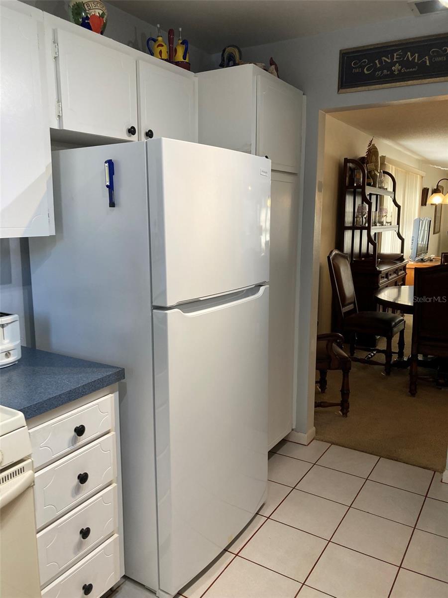 FIVE TOWNS OF ST PETE - Residential Lease