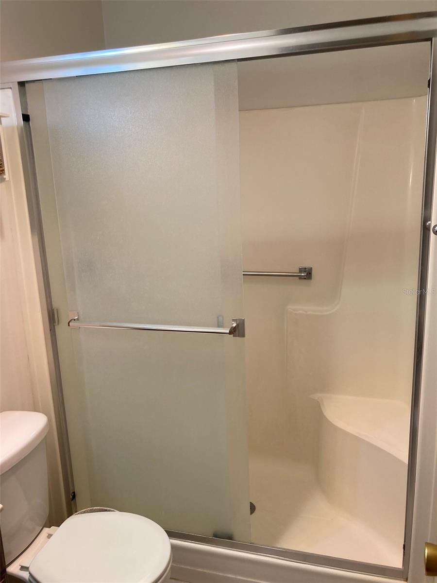 FIVE TOWNS OF ST PETE - Residential Lease
