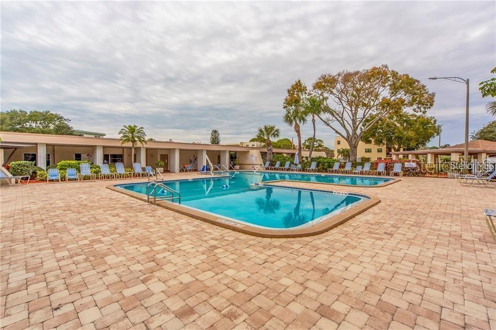 FIVE TOWNS OF ST PETE - Residential Lease