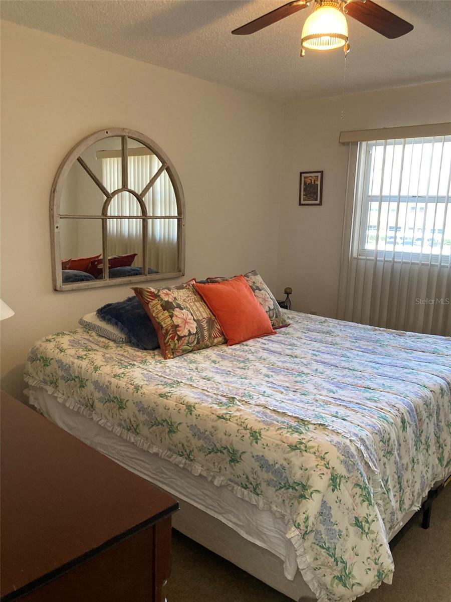 FIVE TOWNS OF ST PETE - Residential Lease