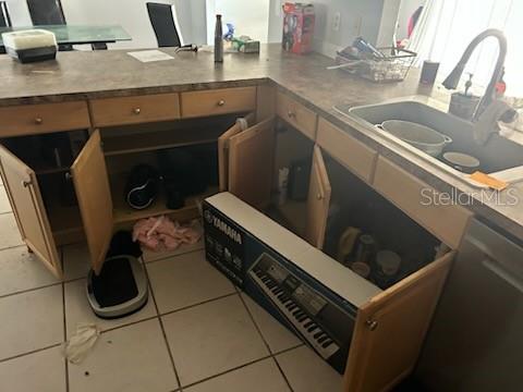 RIVER PARK-UNIT 4 - Residential