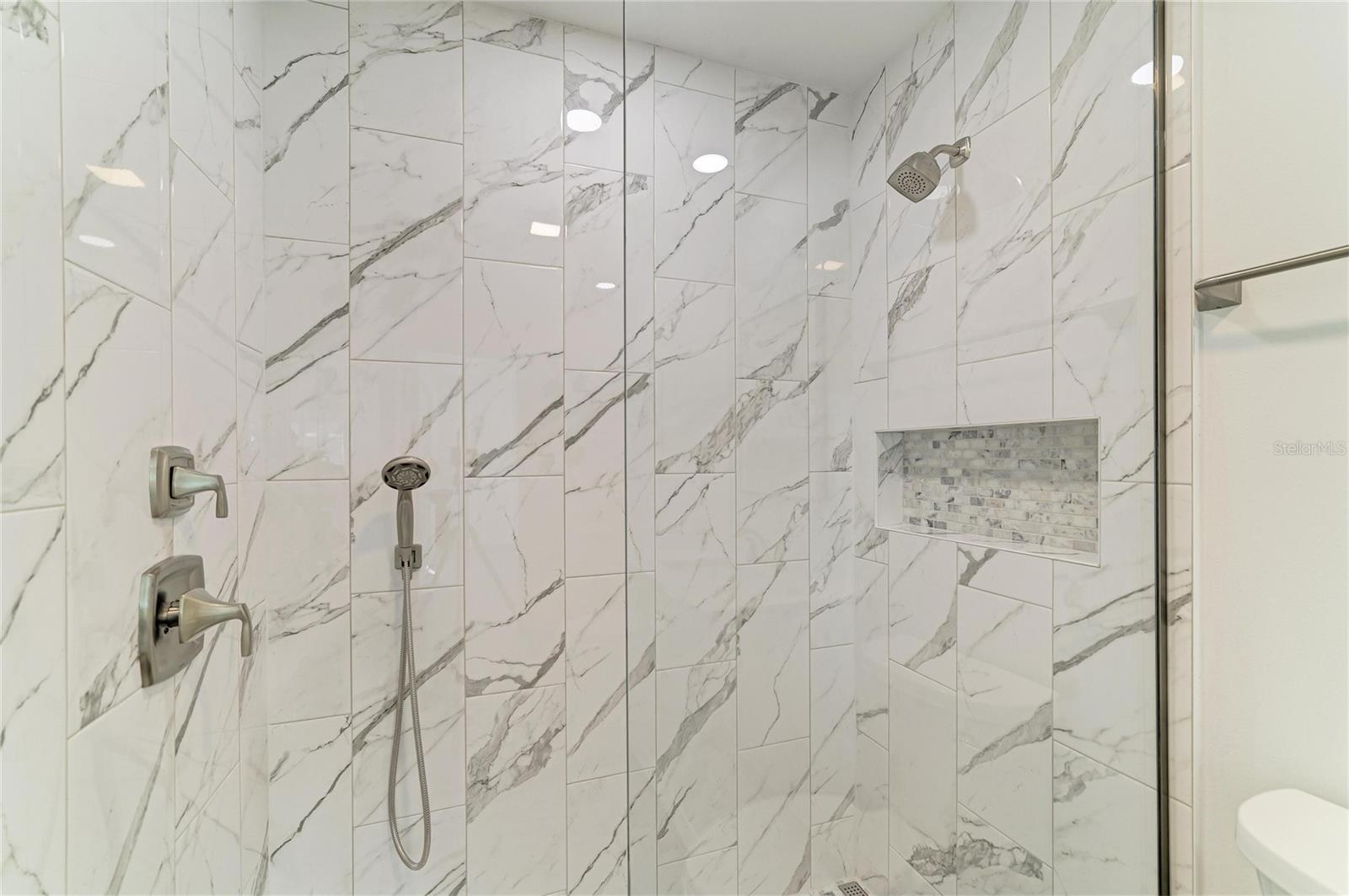 ELMCO HEIGHTS SEC 1 - Residential