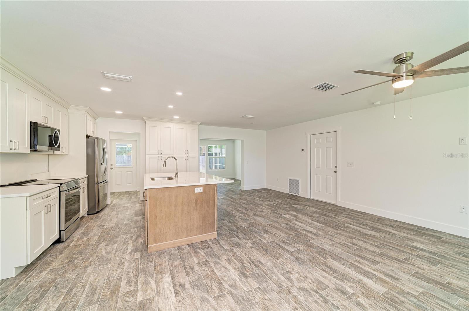 ELMCO HEIGHTS SEC 1 - Residential