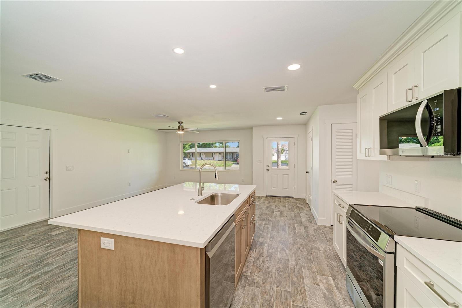 ELMCO HEIGHTS SEC 1 - Residential