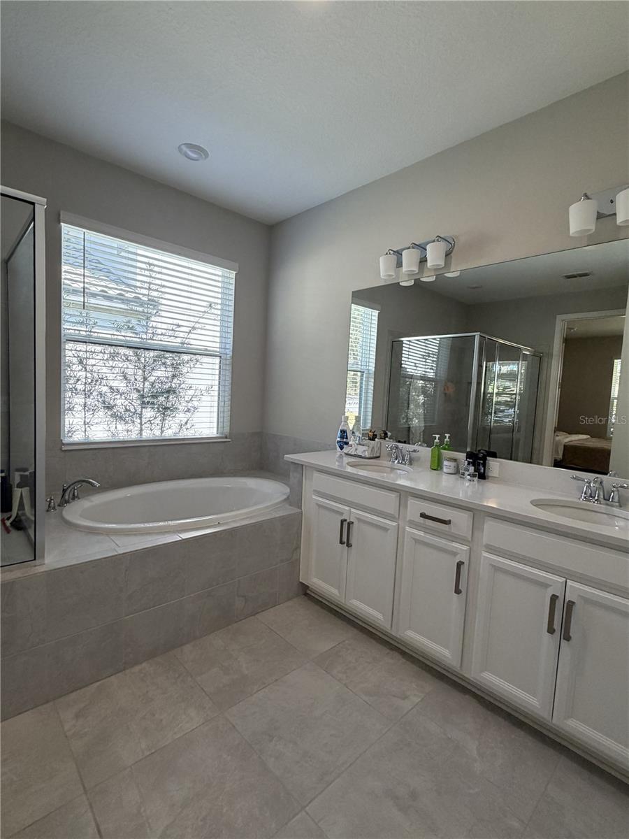 BELLALAGO PH 5J SEC 3 - Residential