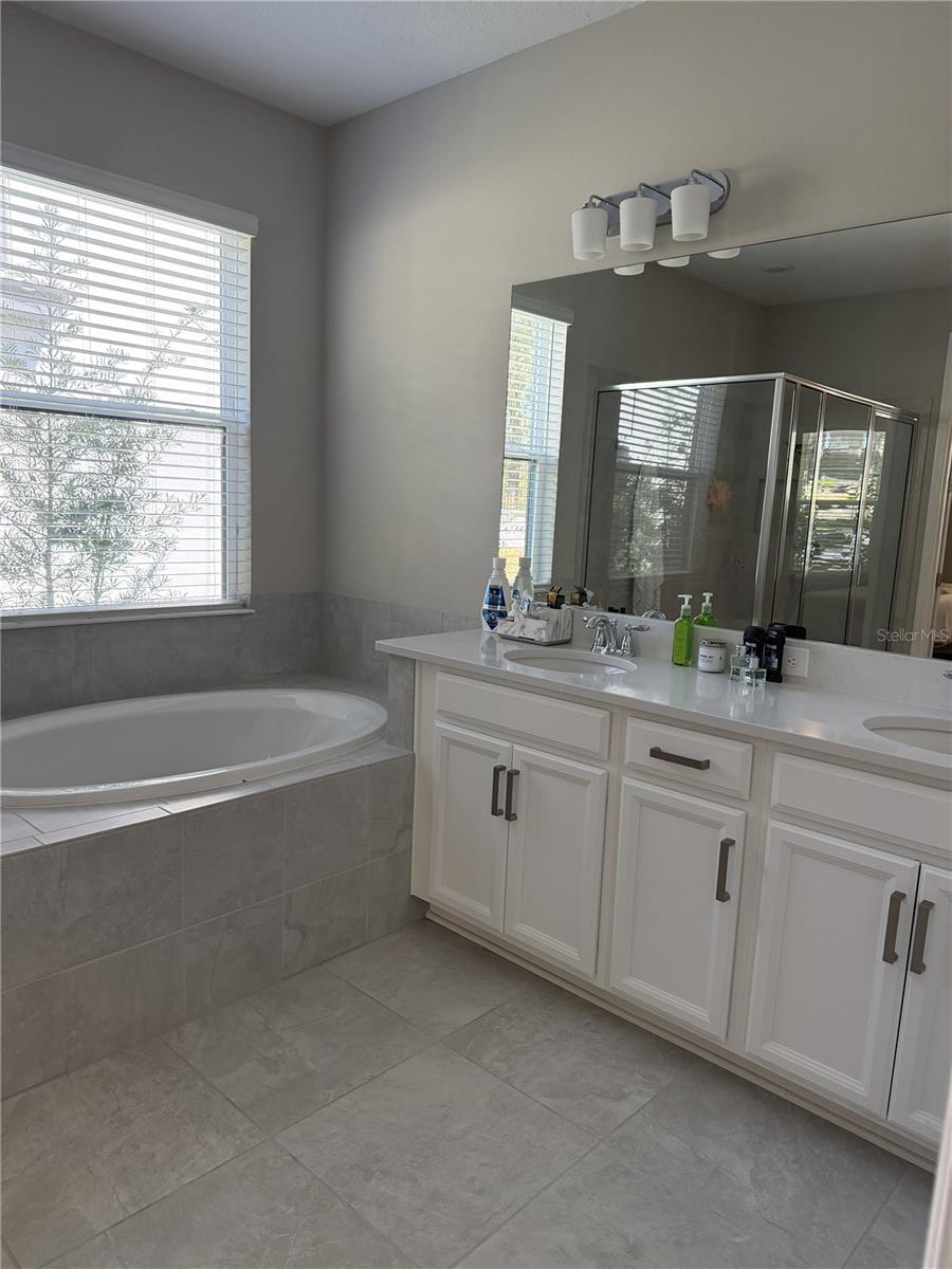 BELLALAGO PH 5J SEC 3 - Residential