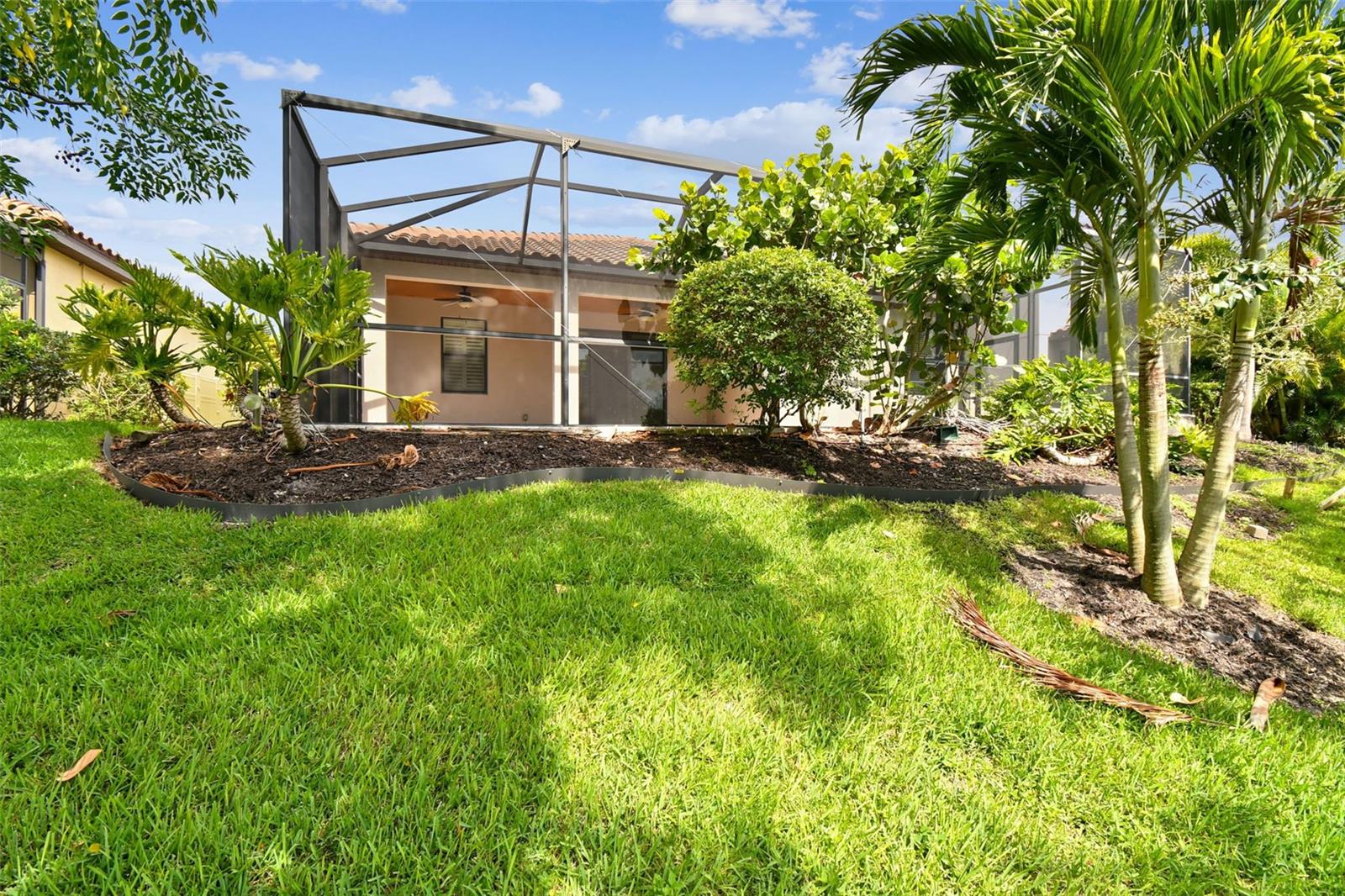 UNIVERSITY GROVES ESTATES RESERVE - Residential