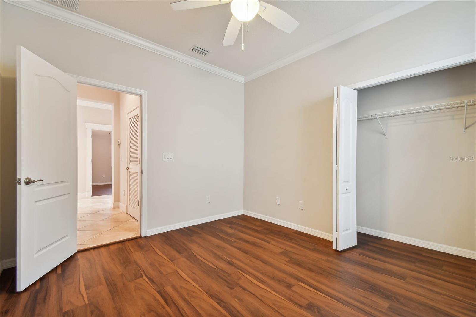 UNIVERSITY GROVES ESTATES RESERVE - Residential