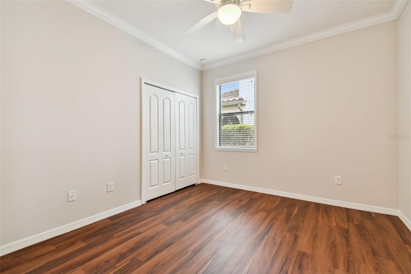 UNIVERSITY GROVES ESTATES RESERVE - Residential