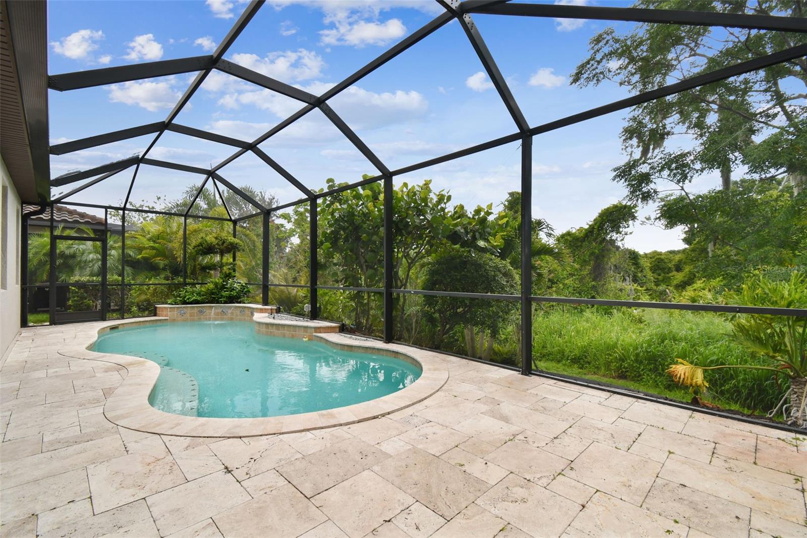 UNIVERSITY GROVES ESTATES RESERVE - Residential