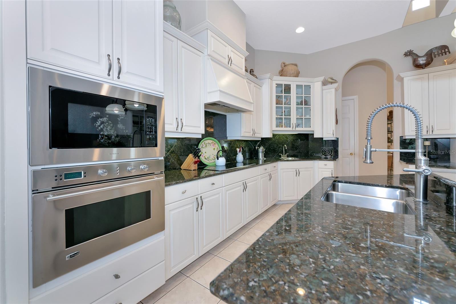 HARBOUR WALK, INLETS, RIVERDALE REV - Residential