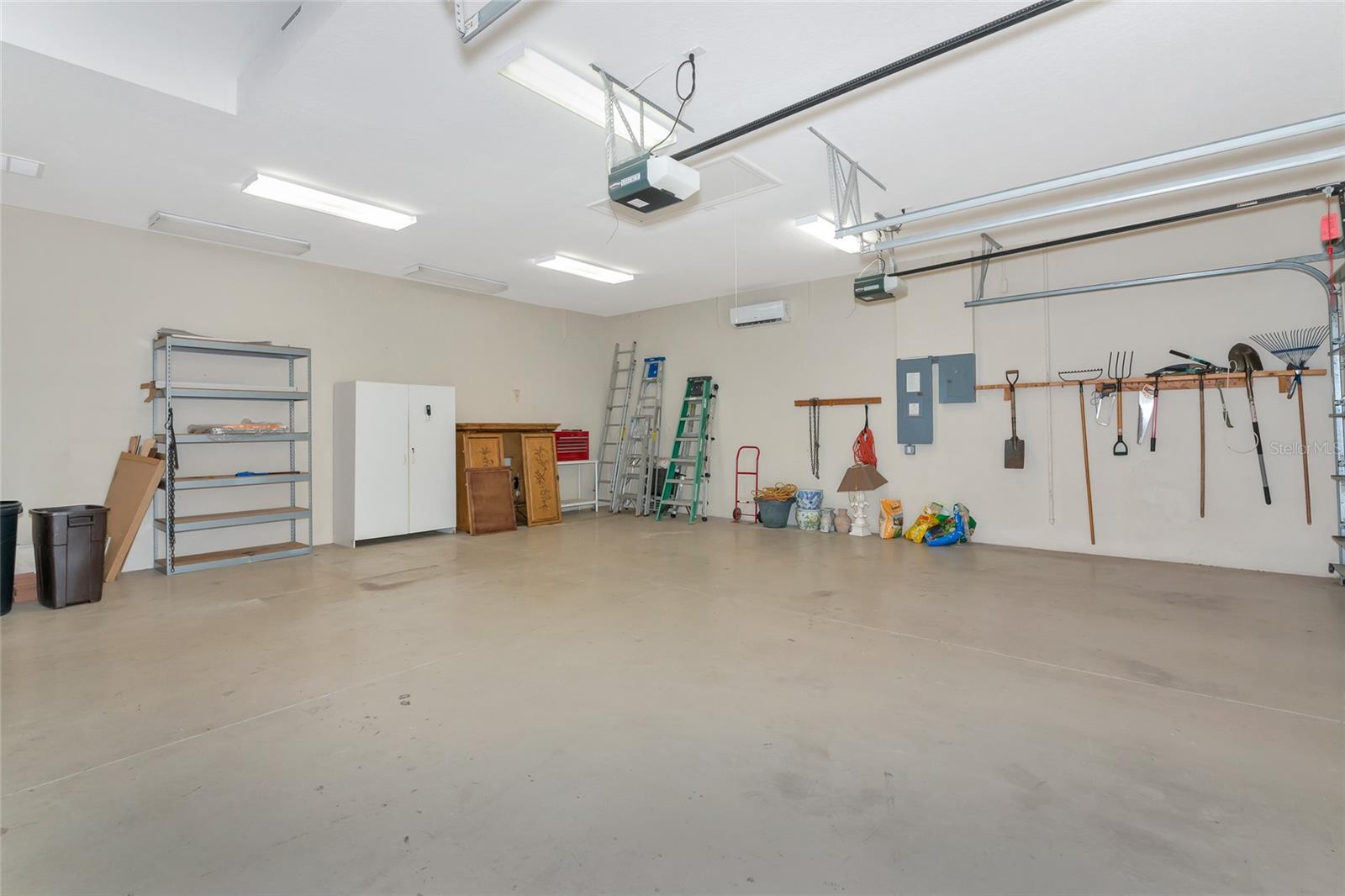 HARBOUR WALK, INLETS, RIVERDALE REV - Residential