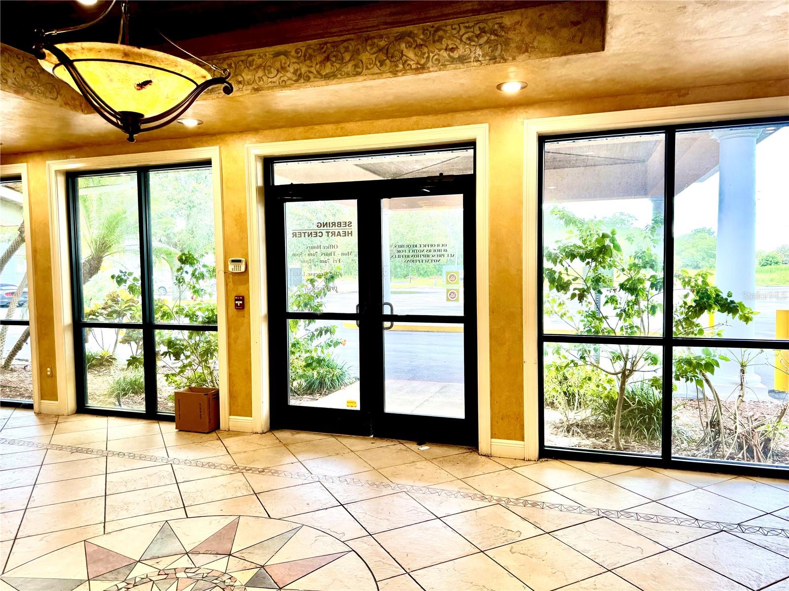 2237 US HIGHWAY 27 S