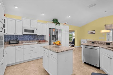 Tiny photo for 859 Chapman Loop, The Villages, FL 32162 (MLS # G5101821)