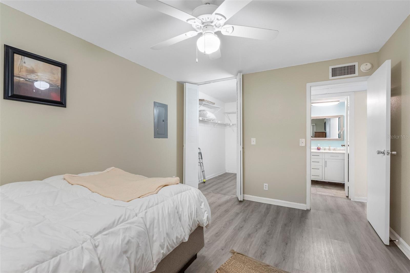 BEDFORD B CONDO - Residential